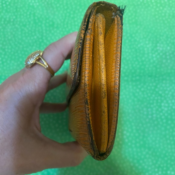 Louis Vuitton Epi Yellow Sarah Wallet - Picture 7 of 10